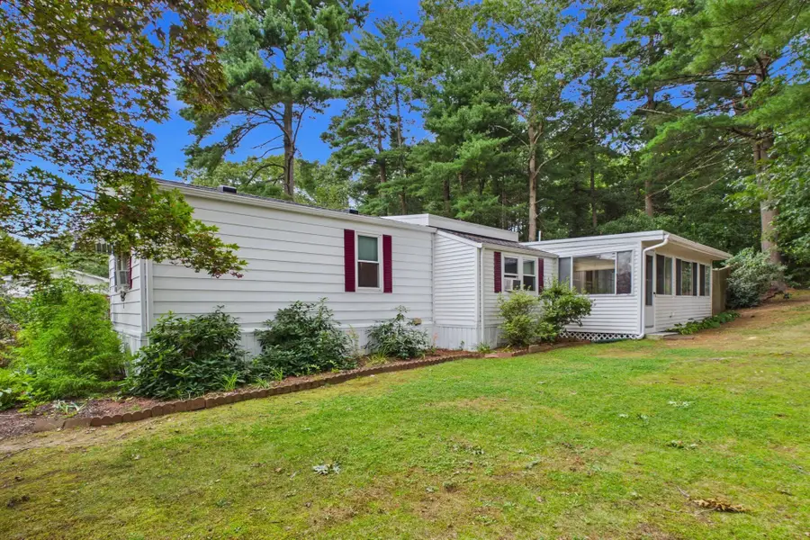 36 Haskell Cir, Lakeville, MA 02347 - #3