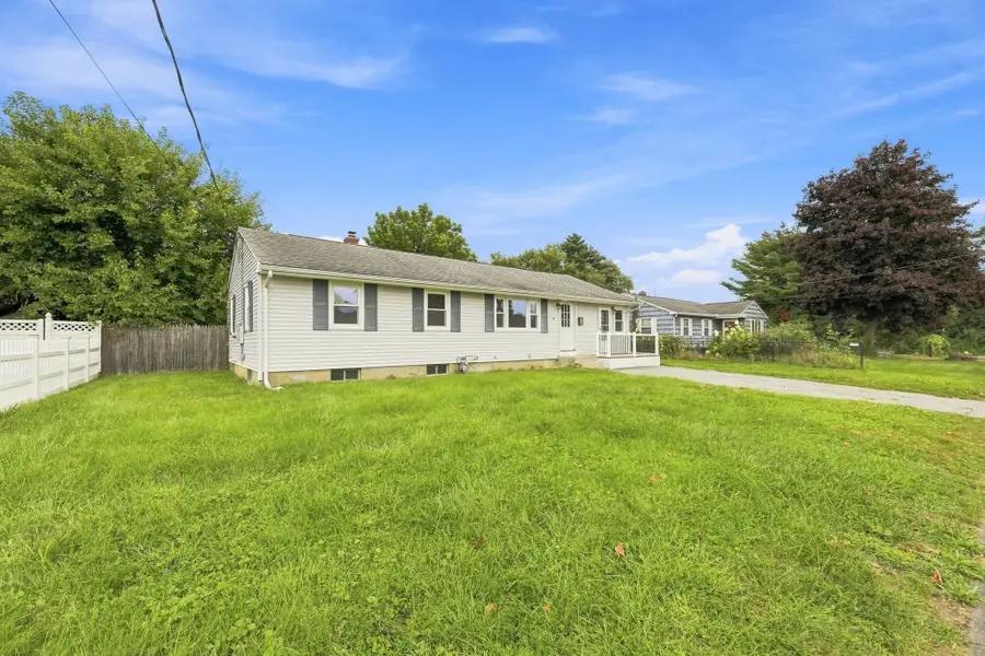 76 Daley St, Chicopee, MA 01013 - #2