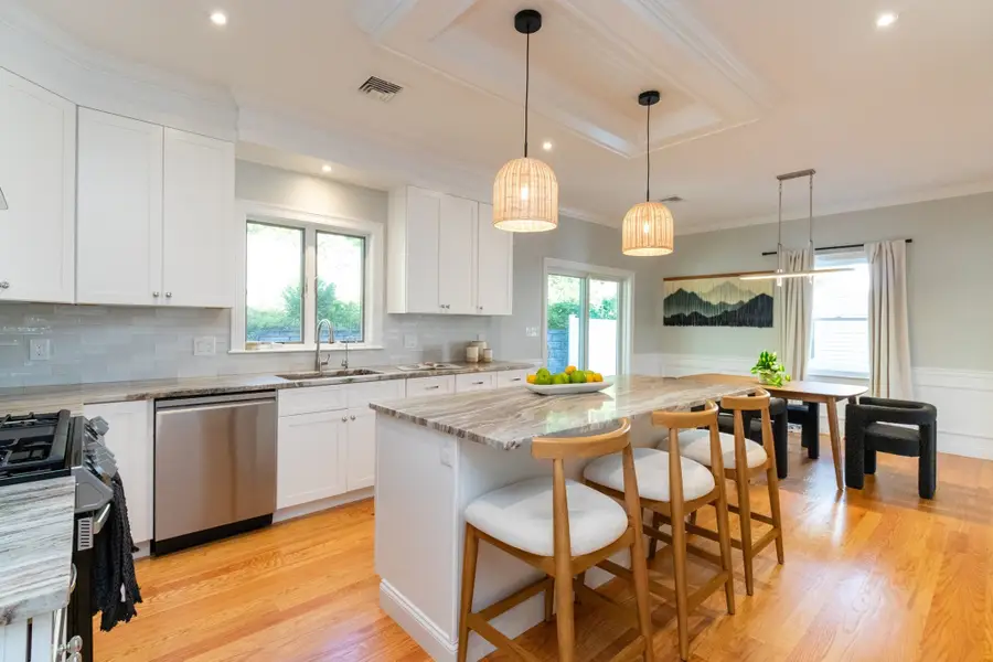 20 College Farm Rd, Waltham, MA 02451 - #3