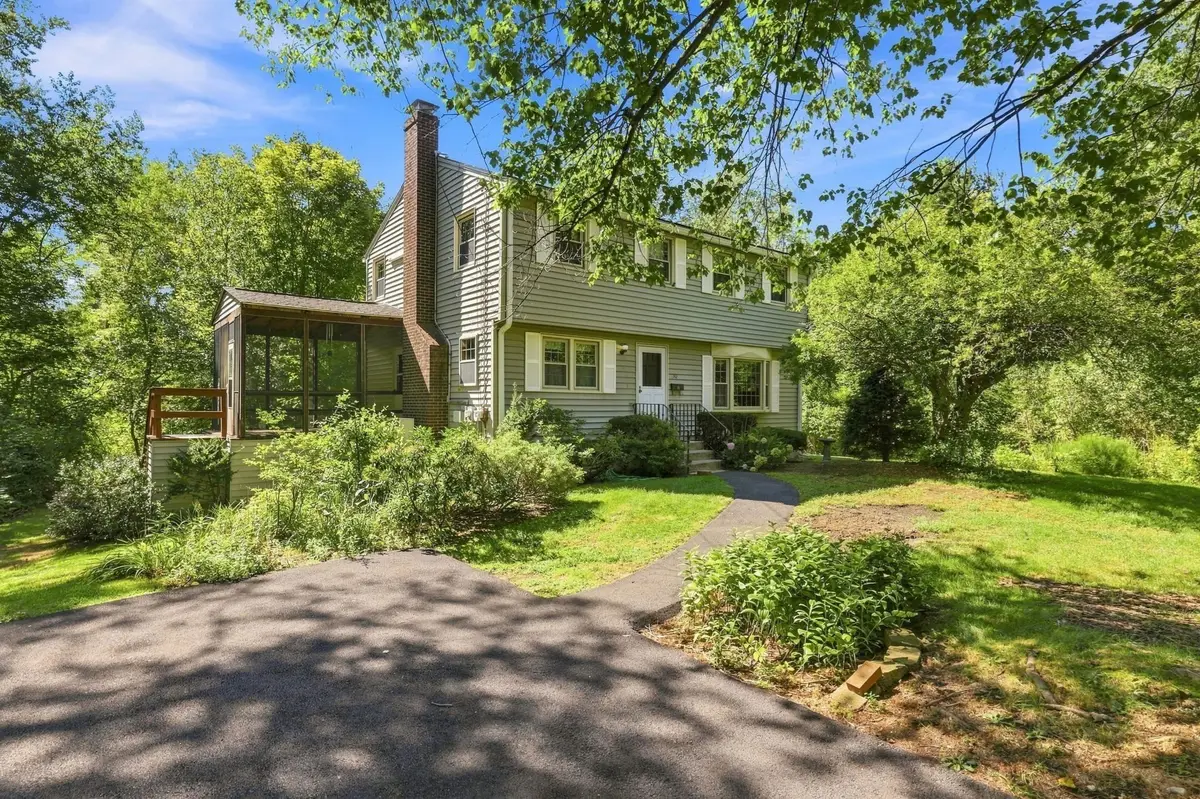 30 Ideal Ave, Chelmsford, MA 01824 - #1