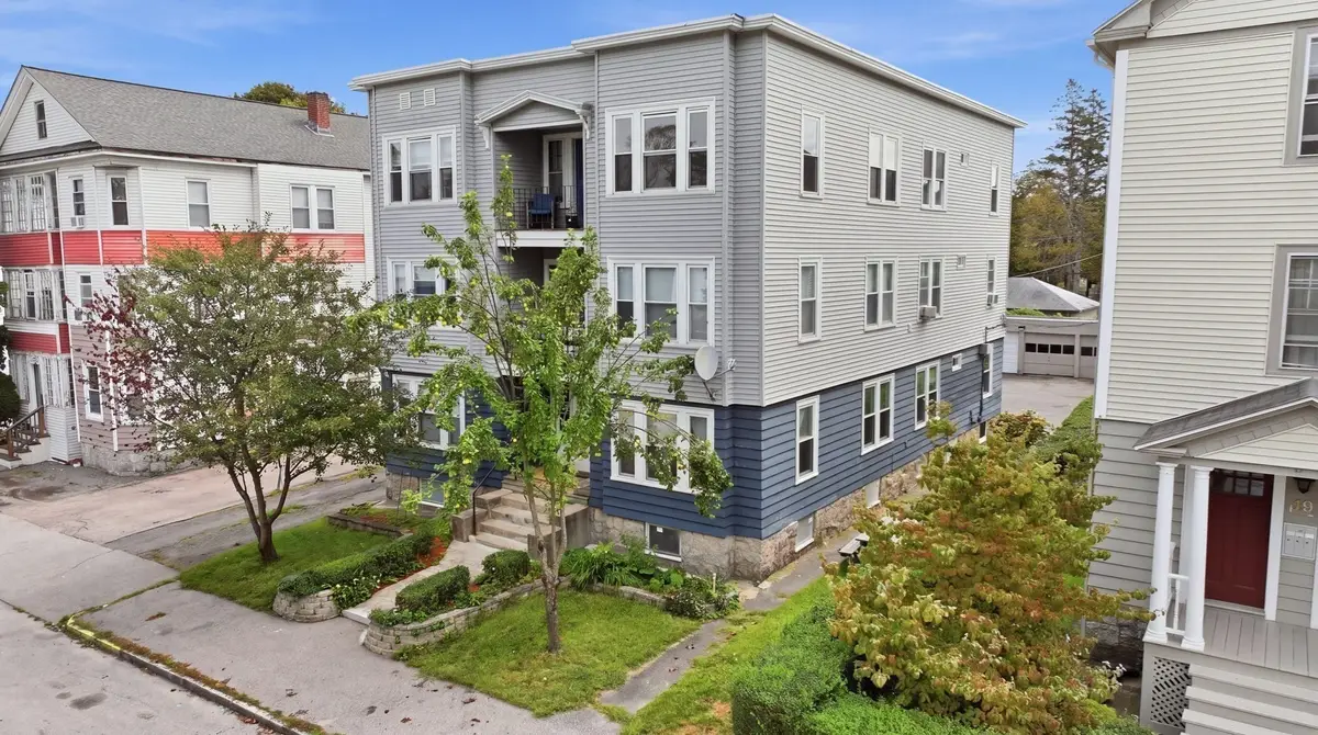 17 Fairbanks St, Worcester, MA 01610 - #1