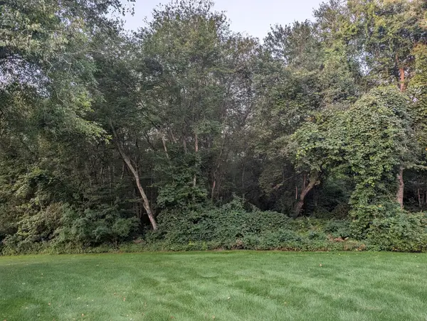 139 Meadow Brook Lane, Westport, MA 02790