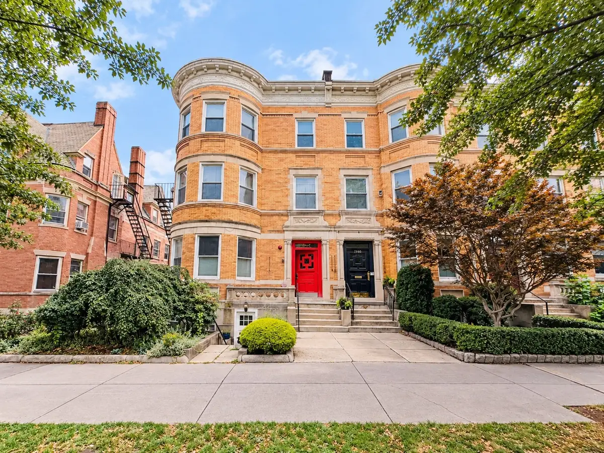 1742 Beacon St #2, Brookline, MA 02445 - #1