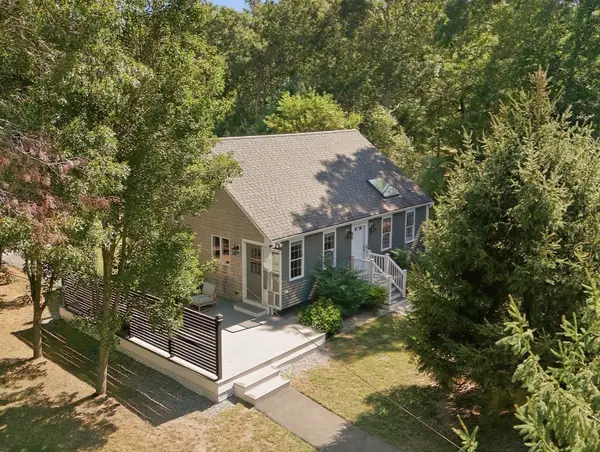 1 Fellowship Cir, Wareham, MA 02576