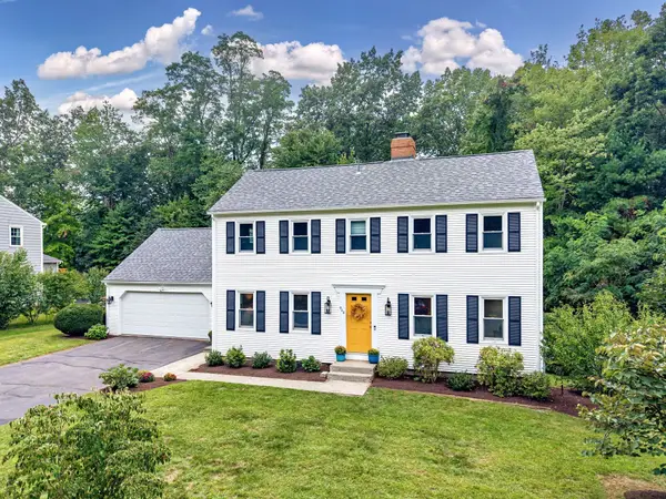 908 Frank Smith Rd, Longmeadow, MA 01106