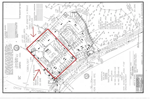 1905 Lakeview Ave, Dracut, MA 01826