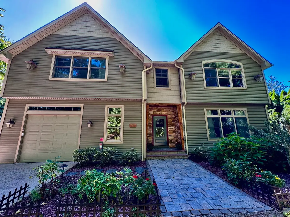 20 Bungalow Point, Wilbraham, MA 01095 - #1