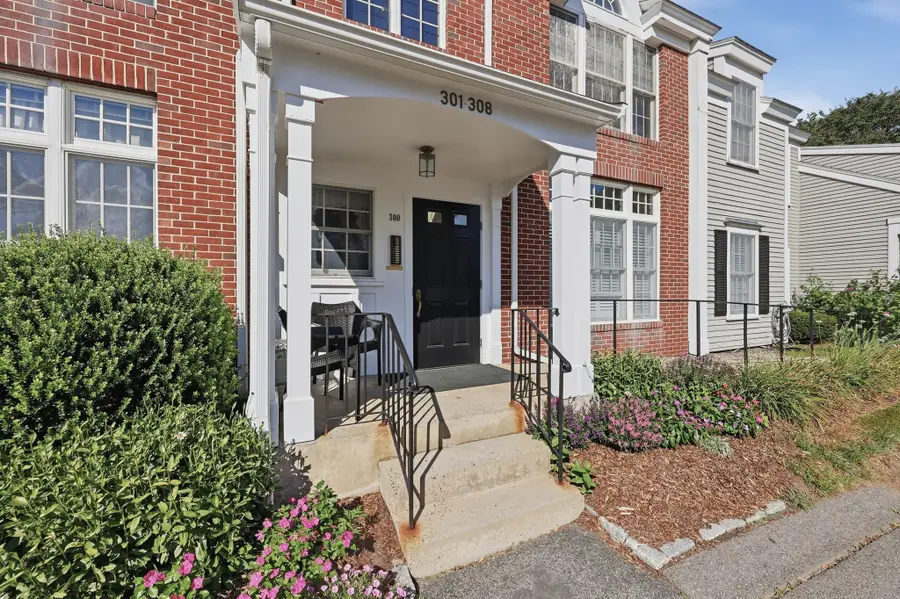 308 Old Country Rd #308, Wenham, MA 01984 - #2