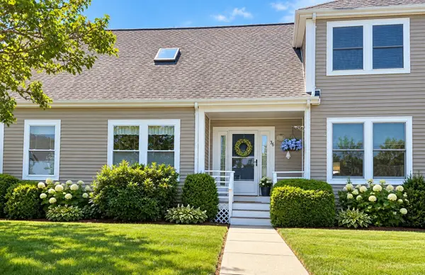 36 Bay Pointe Dr Ext #36, Wareham, MA 02532