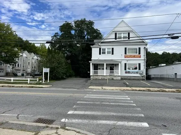 1535 Middlesex Street, Lowell, MA 01851