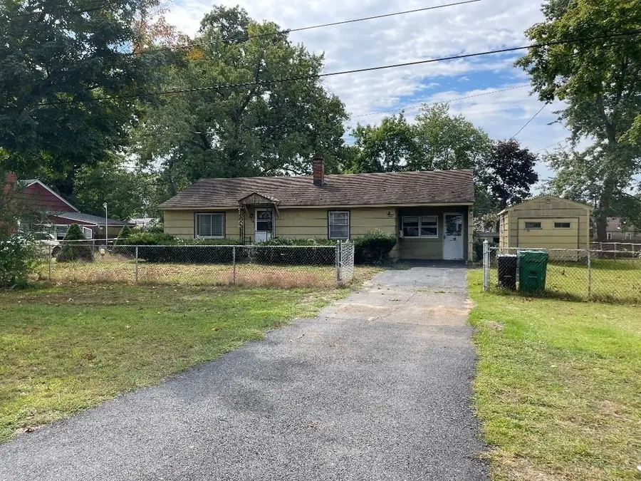 732 James Street, Chicopee, MA 01020 - #2