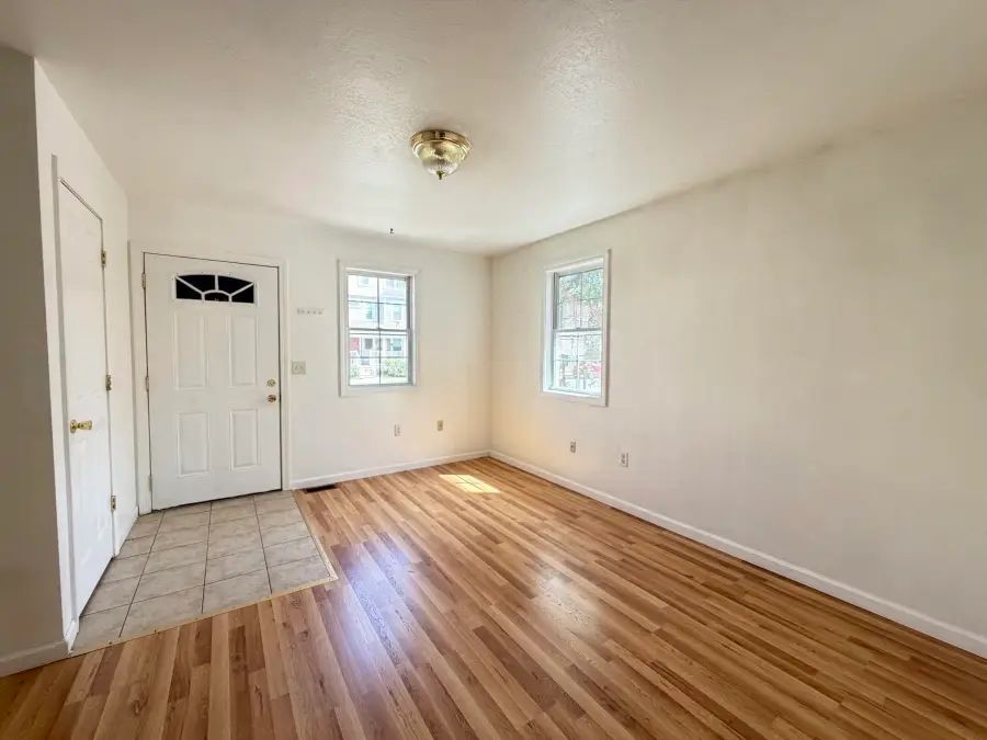 52-54 Reed St, Springfield, MA 01109 - #3