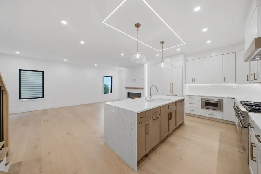 421 East 6th Street #TH3, Boston, MA 02127 - #2