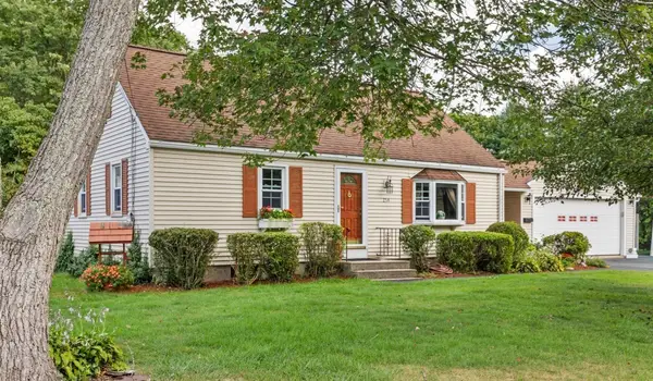 254 Mccarthy Ave, Chicopee, MA 01020