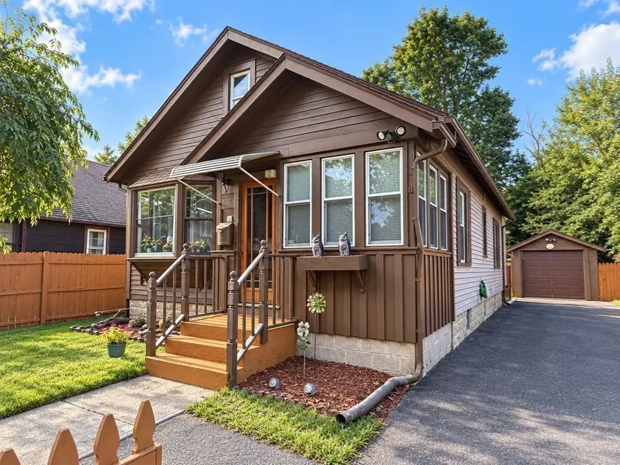 28 Dalton Pl, Springfield, MA 01109 - #3