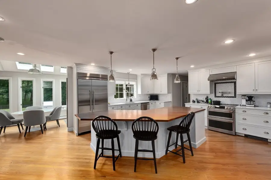 19 Appleton Ln, Boxford, MA 01921 - #3
