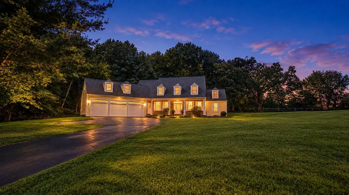 70 Appaloosa Ln, West Springfield, MA 01089 - #1