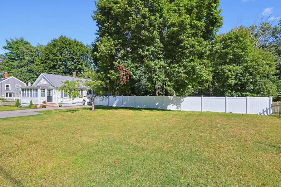 300 Cocasset St, Foxboro, MA 02035 - #2