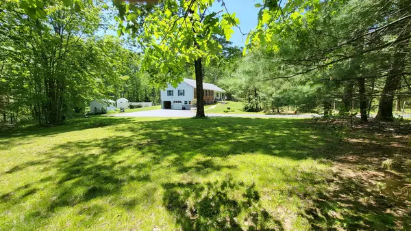 385 E County Rd, Rutland, MA 01543