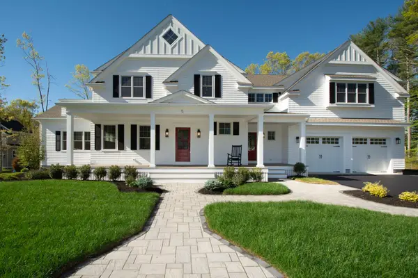 5 Snowy Owl Circle, Duxbury, MA 02332