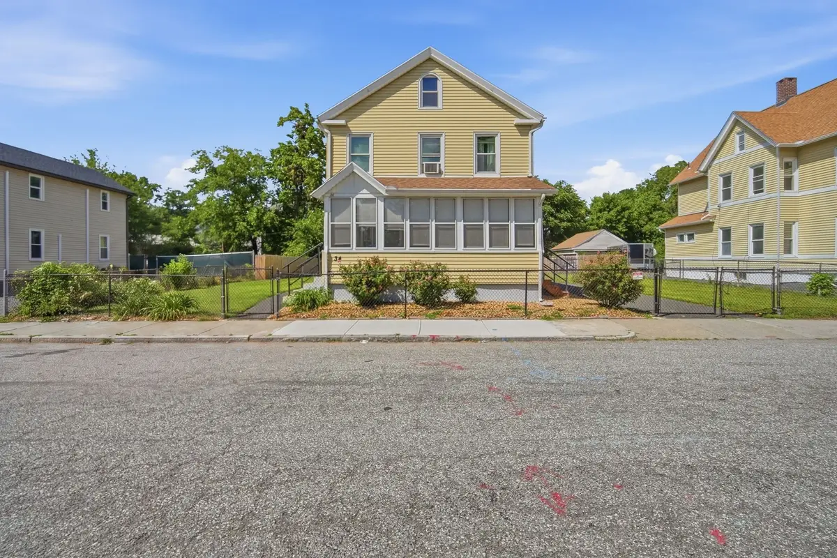 34 Ashley St, Springfield, MA 01105 - #1