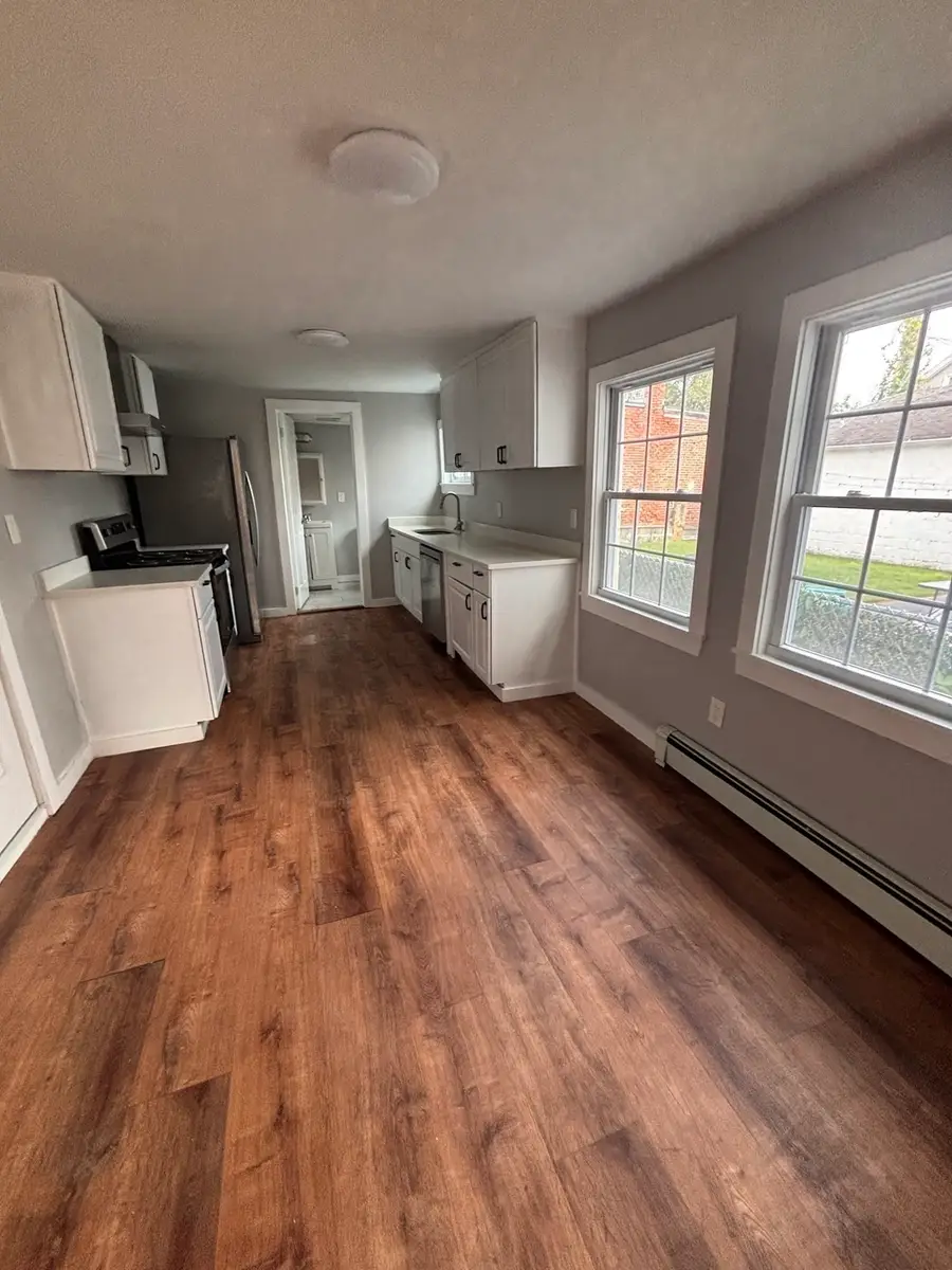 46 Cottage St, New Bedford, MA 02740 - #3
