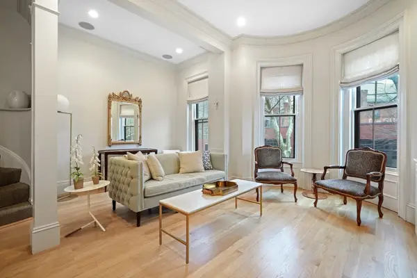 43 Warren Avenue #2, Boston, MA 02116