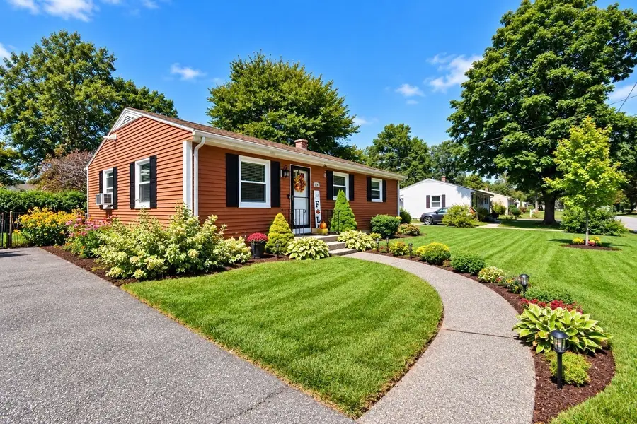 92 Louis Rd, Springfield, MA 01118 - #2