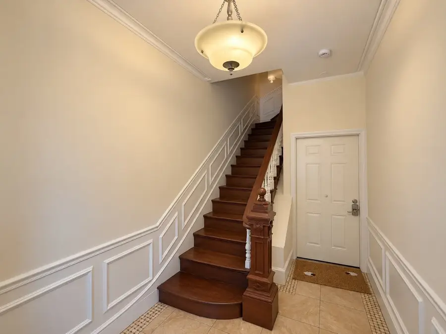 205 Harvard Street, Cambridge, MA 02139 - #3