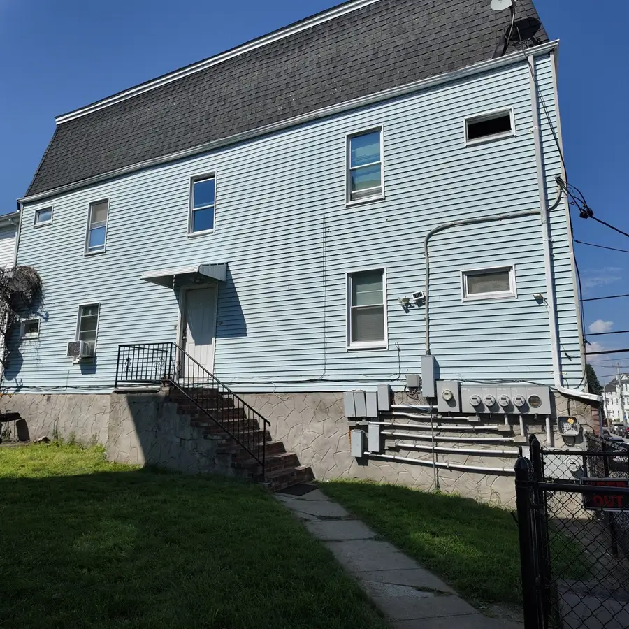 263-265 Rodman St, Fall River, MA 02721 - #3