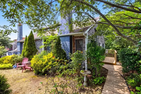 36 Nelson Avenue #Unit 1, Provincetown, MA 02657