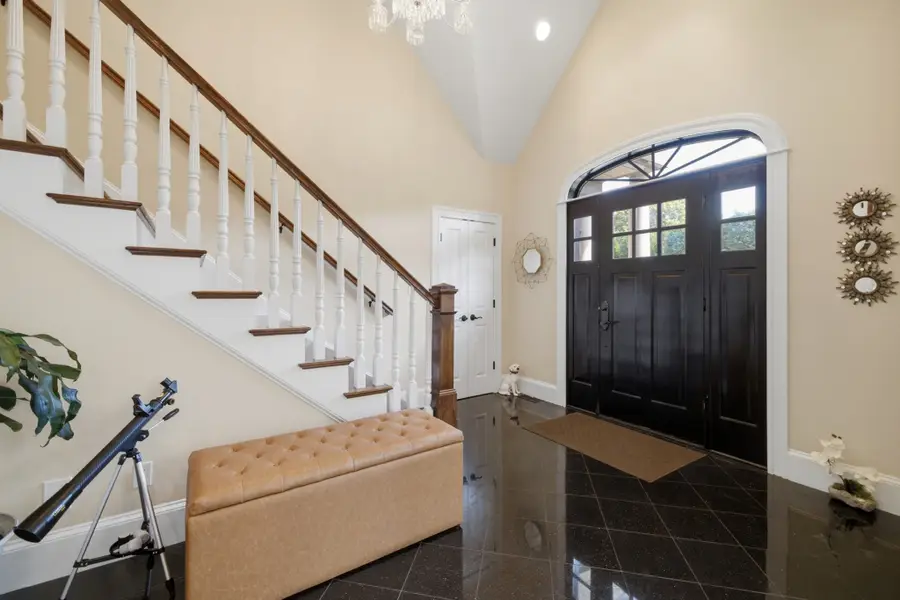 8 Longmeadow Rd, Newton, MA 02459 - #2