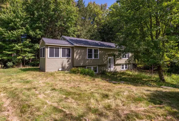 201 Lakeshore Drive, Ashburnham, MA 01430