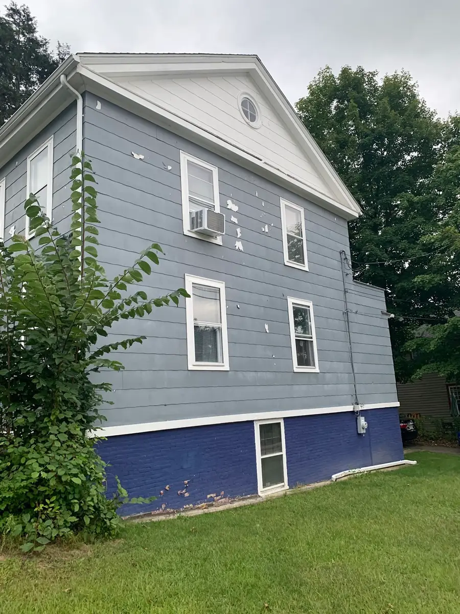 24 Pleasant St, Ware, MA 01082 - #2