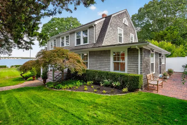 14 Taunton Avenue, Marion, MA 02738