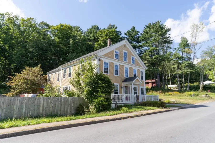 110 Maple St, East Brookfield, MA 01515 - #2