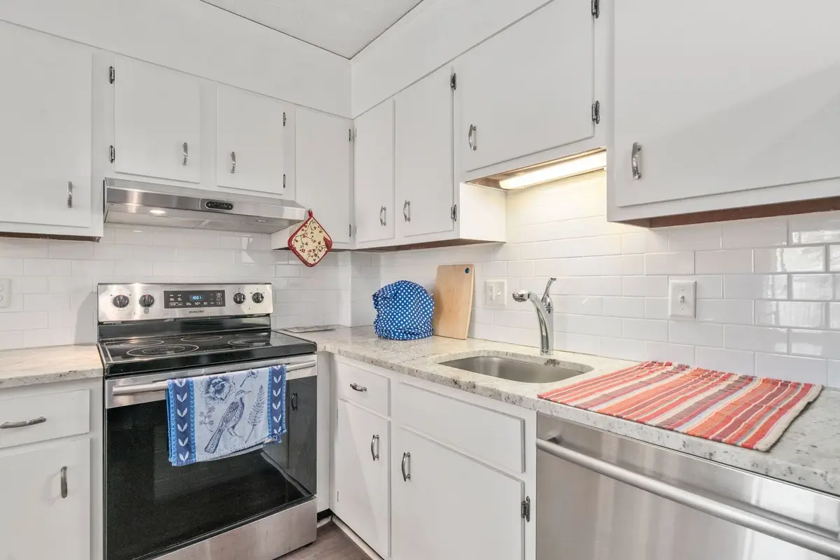 164 Galen St #53, Watertown, MA 02472 - #1