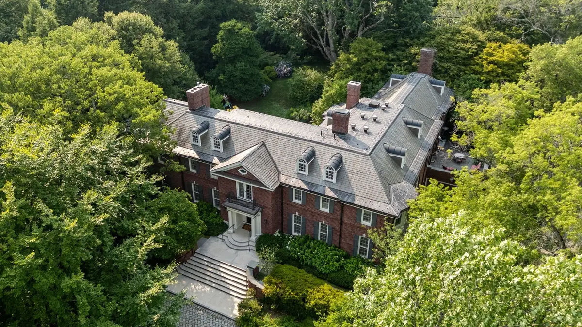 381 Warren Street, Brookline, MA 02445 - #1