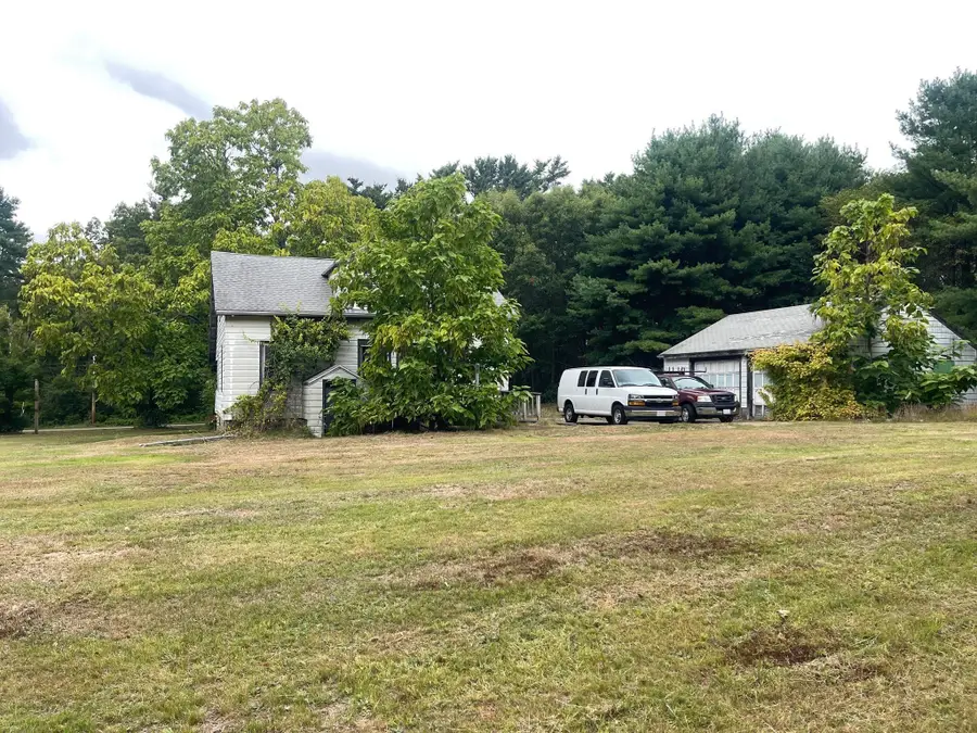 39 Bedford St + 23 Taunton St, Lakeville, MA 02347 - #3