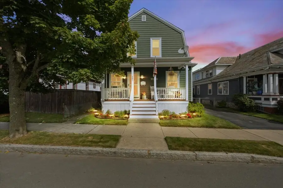 287 Wood St, New Bedford, MA 02745 - #2