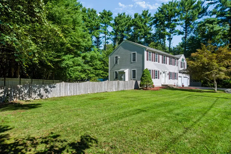 24 Evergreen Rd, Lakeville, MA 02347 - #3
