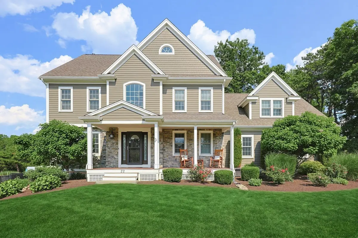 22 Willowbe Ct, North Attleboro, MA 02760 - #1