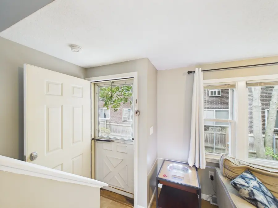 126 Willard Street #I, Lowell, MA 01850 - #3