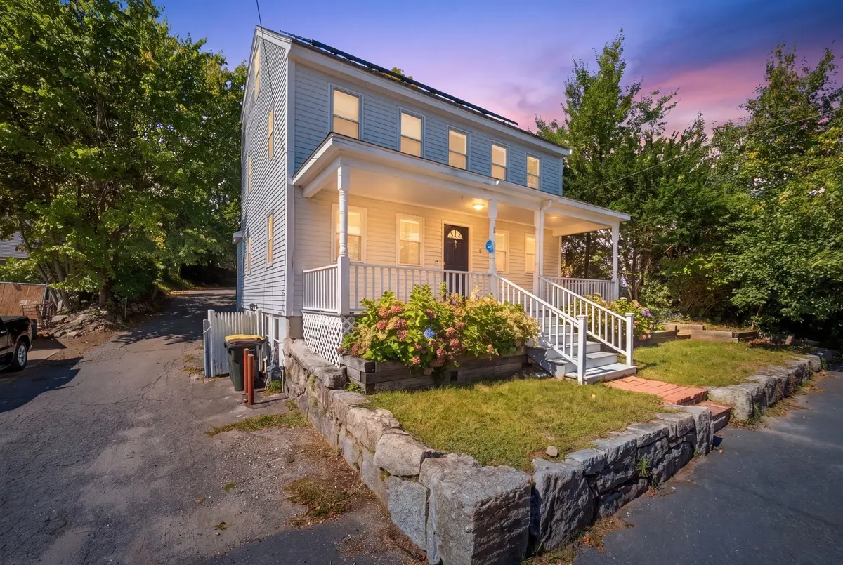 51 Mechanic St, Bellingham, MA 02019 - #1