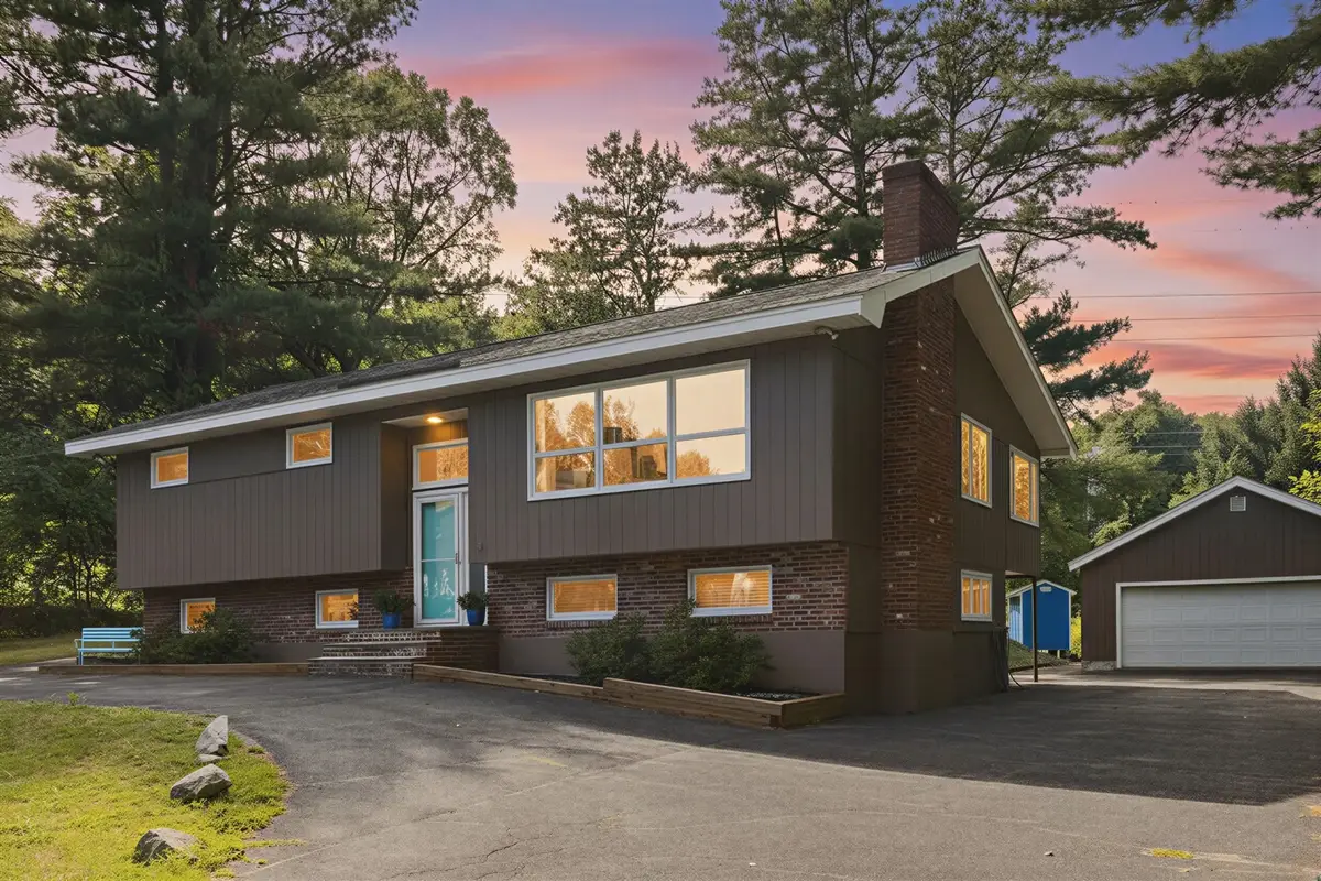 12 Stevens Pl, Saugus, MA 01906 - #1