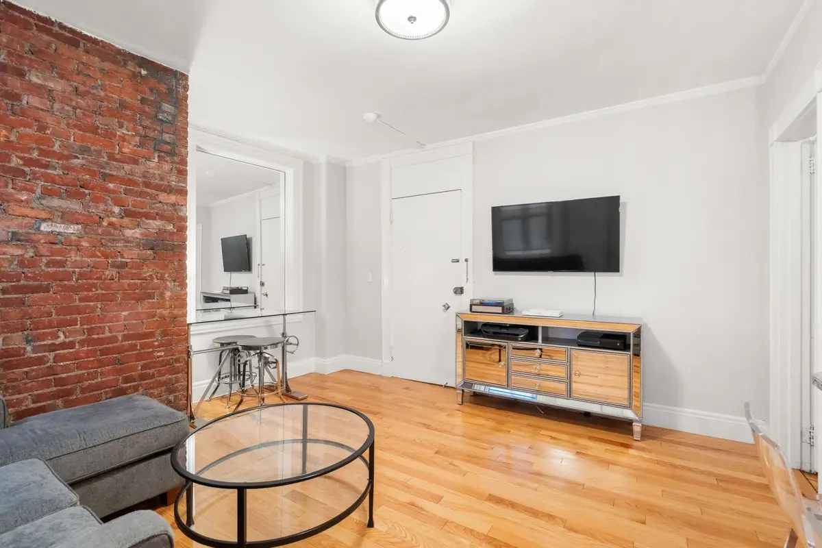 21 Beacon St #3N, Boston, MA 02108 - #1