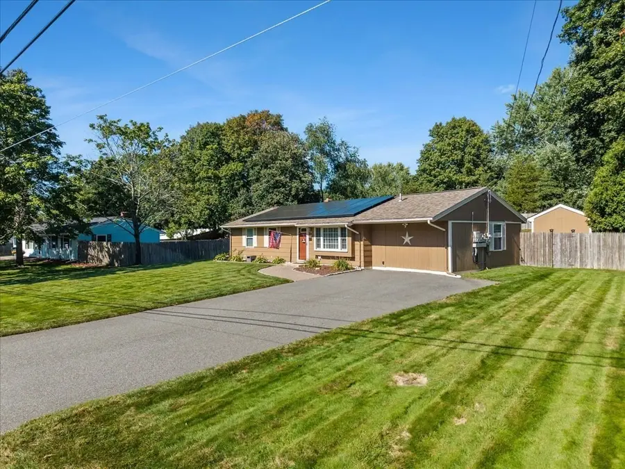 90 Smoke Rise Cir, Swansea, MA 02777 - #3