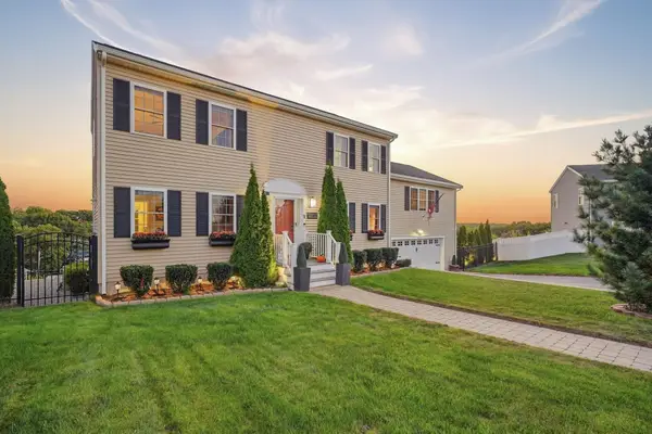 1 Tsitsinos Dr, Peabody, MA 01960