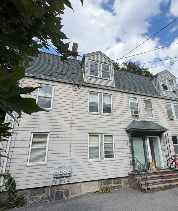 9 High Street Place #3, Brookline, MA 02445