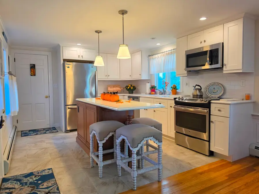 17 Captain York Road, South Yarmouth, MA 02664 - #3